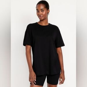 Old Navy Classic Black Tee